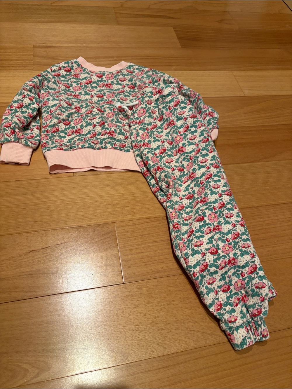 Mini Boden floral sweatpants set